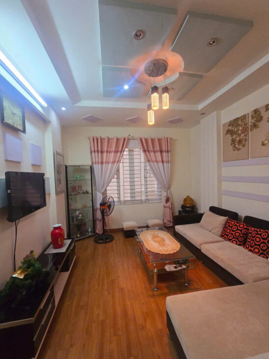 CỰC HIẾM DUY NHẤT 1 CĂN TRONG TẦM GIÁ – NHÀ CỰC ĐẸP CHỦ TẶNG NỘI THẤT – THOÁNG TRƯỚC SAU – 100M RA