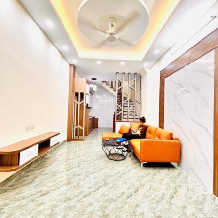 BÁN NHÀ 5 TẦNG, 3 PHÒNG NGỦ, NGỌC THỤY – LONG BIÊN – GIÁ 6.350 TỶ – SỔ ĐỎ
