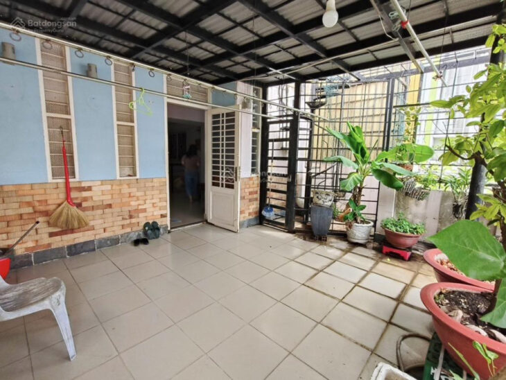 Bán nhà HXH đường Lê Quang Định Phường 7 – Bình Thạnh xây 4 tầng – sân để 2 ô tô