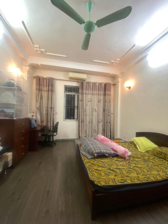 Bán nhà 47m², 4PN, 5 tầng, ngõ 663 Trương Định, Hoàng Mai, 8.35 tỷ, sổ đỏ Chính chu sằn sàng giao