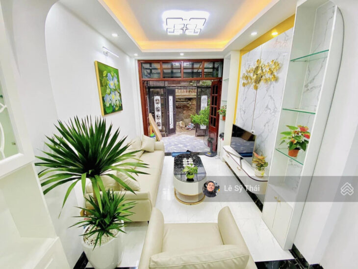 Bán nhà Kim Giang, DT 52m2x 4 tầng, ở luôn, giá 7.28 tỷ, ngõ cự rộng, gần đường oto, SĐCC