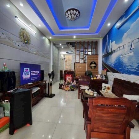 Nhà FULL nội thất 4 tầng Mã Lò