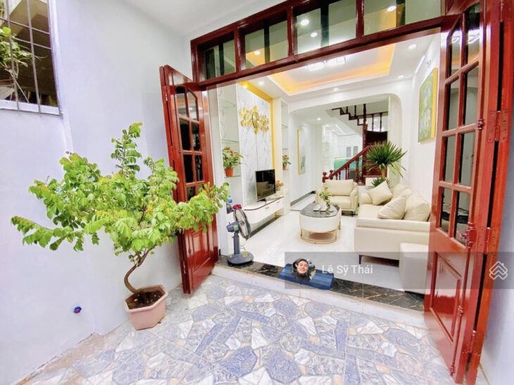 Bán nhà Kim Giang, DT 52m2x 4 tầng, ở luôn, giá 7.28 tỷ, ngõ cự rộng, gần đường oto, SĐCC