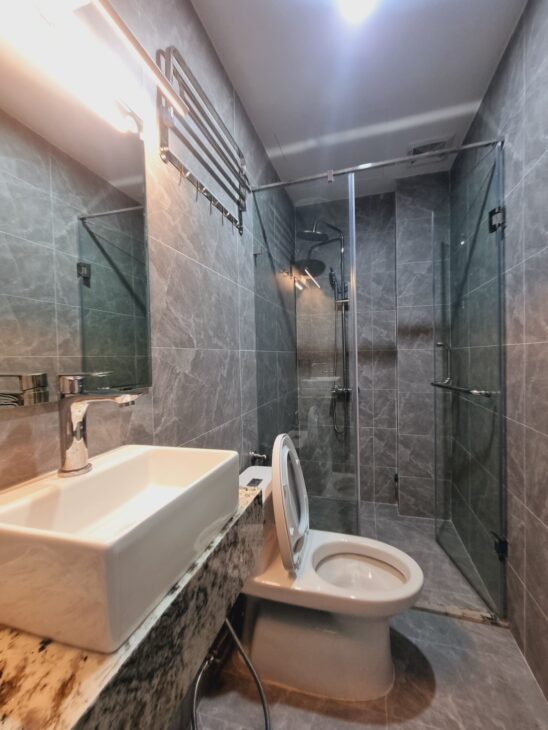 🔥CƠ HỘI DUY NHẤT LÊ ĐỨC THỌ 33m², 5 tầng – 7.4 tỷ – Vài bước chân ra mặt phố lớn!