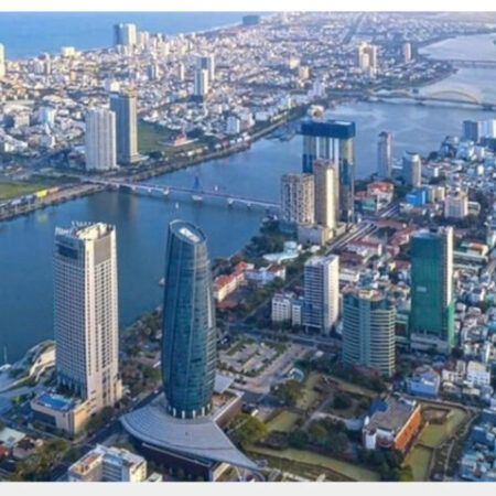 + Nhà C4 kinh doanh, Biển Nguyễn Tất Thành, đang cho thuê, đối diện dự án khu thương mại tự do lấn