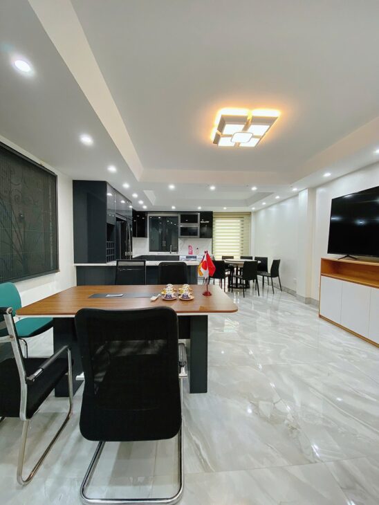 9 Tầng thang máy, View hồ, Oto tránh, KD, TT Đống Đa, 76m2, MT5m, 27 tỷ