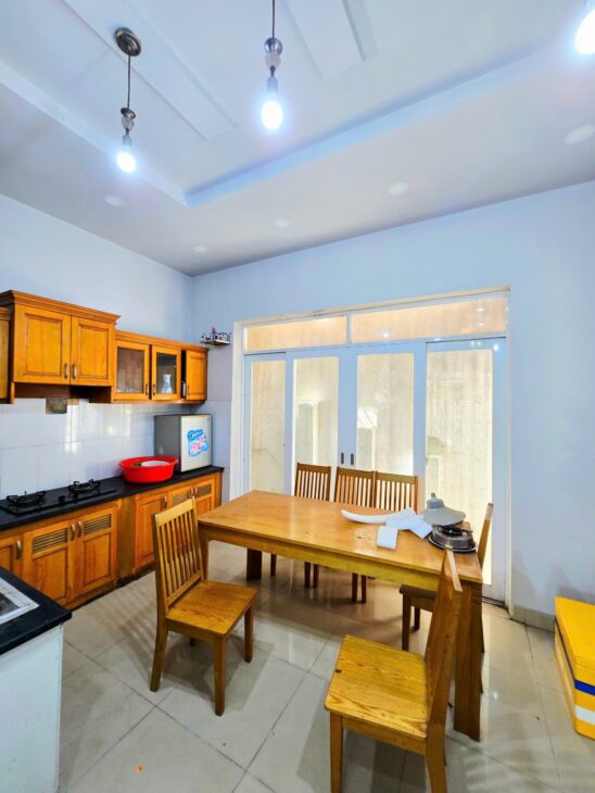 Bán Nhà Phố 3 Tầng, Bình Trưng Đông, Hoàn Công Đầy Đủ, Đường Ô Tô, Gần Bệnh Viện Lê Văn Thịnh, Giá