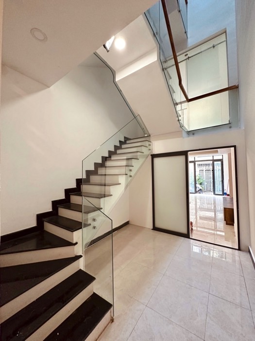 NGUYỄN TRỌNG TUYỂN – HẺM XE HƠI TRÁNH– NHÀ MỚI 4 TẦNG – CHỈ 12.5 TỶ