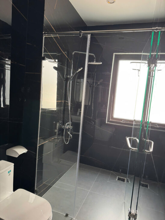 – Biệt thự 3 tầng, 2 mặt tiền kinh doanh, gần khán đài pháo hoa và khu sophau bờ sông hàn và bến du