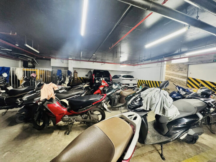 BÁN TÒA NHÀ VP LẠC LONG QUÂN, TÂY HỒ – 288M² x 8T CÓ HẦM – MT 16M – DÒNG TIỀN 300TR/TH
