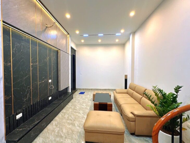 BÁN NHÀ THỤY KHUÊ – 6 TẦNG THANG MÁY – NHÀ ĐẸP Ở NGAY – THÔNG TRÍCH SÀI – HỒ TÂY.