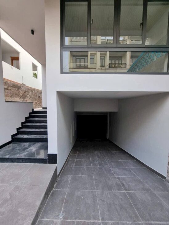 Bán nhà mặt tiền 4 tầng 7x20m giá 12,5 tỷ KDC HT city Nguyễn Thị Búp