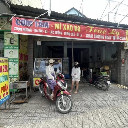 Quận 12 ! Nhanh còn ! SANG QUÁN CƠM MT GIỮA 2 TRƯỜNG HỌC VÀ ĐƯỜNG CỰC ĐÔNG SẦM UẤT, Tel :