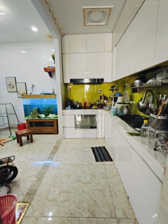 Mặt tiền Bùi Minh Trực ngang 4m5 Tặng nội thất 4 tầng mới chỉ 9 tỷ 8