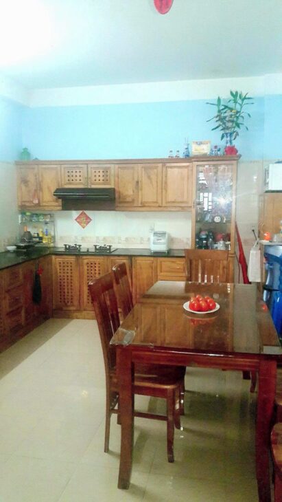 Bán nhà 3 tầng đường 10m hẻm Lê Thánh tôn TTTP giá rẻ 10ty5