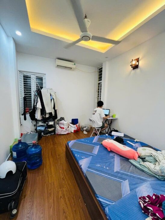 SIÊU PHẨM HOÀNG HOA THÁM, 22M2 5 TẦNG, NGÕ THOÁNG, CHỈ 10M RA OTO