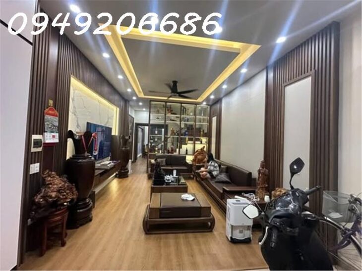 Nhà 3 tầng về ở ngay,Dt 81m2.Mt4.5m. Trần Bình Trọng p.Trần Hưng Đạo.Giá Chỉ 6 tỷ