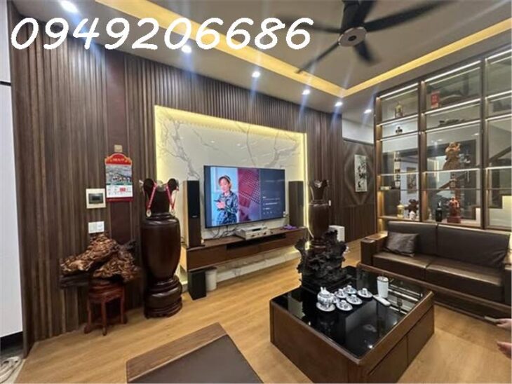 Nhà 3 tầng về ở ngay,Dt 81m2.Mt4.5m. Trần Bình Trọng p.Trần Hưng Đạo.Giá Chỉ 6 tỷ