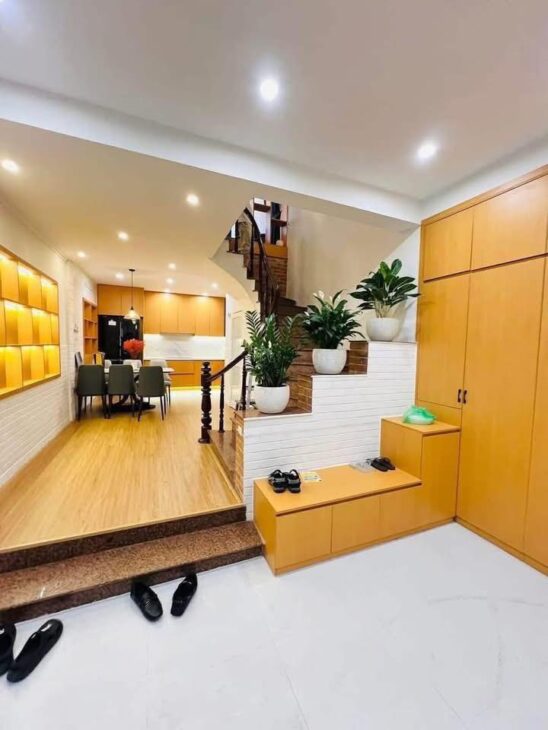 TUYỆT PHẨM TRUNG TÂM BA ĐÌNH – NHÀ ĐẸP Ở LUÔN – 5 TẦNG FULL NỘI THẤT- DÂN XÂY CHẮC CHẮN