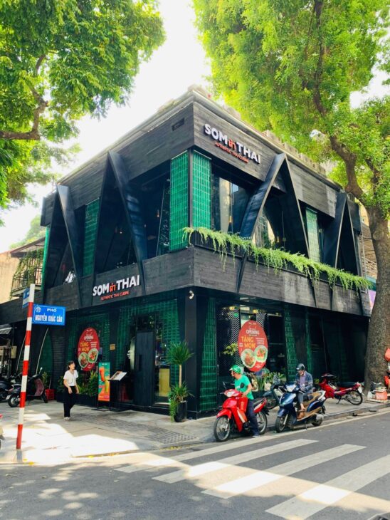 Cho thuê MBKD – Nhà mặt phố Trần Huy Liệu, GIảng Võ 150M x 2 tầng, mặt tiền 30M KD mọi mô hình