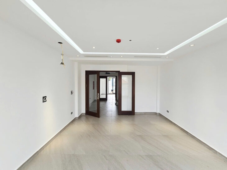 BÁN NHÀ HOÀNG QUỐC VIỆT, CẦU GIẤY – 65M² x 7T THANG MÁY – Ô TÔ TRÁNH – KINH DOANH