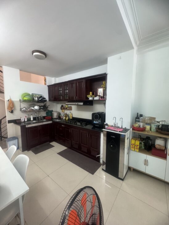 Nhỉnh 8 Tỷ – Có Ngay Nhà 5 Tầng, Khu Cư Xá Tự Do, CMT8, TB– Hẻm 8m Xe Hơi Tránh