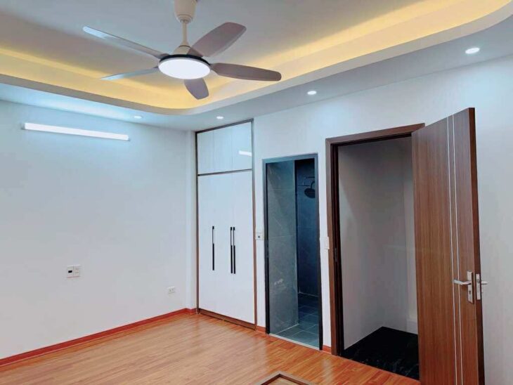 Minh Khai, Nhà Mới Tinh, Nội Thất Đẹp, MT Quyền Lực, Ngõ 3 Gác, Gần Phố, Hơn 8 Tỷ