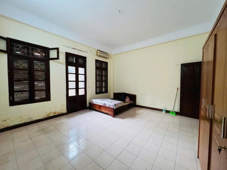PHÂN LÔ PHỐ NGUYÊN HỒNG, ĐỐNG ĐA – VỊ TRÍ ĐẸP – Ô TÔ TRÁNH – MT RỘNG