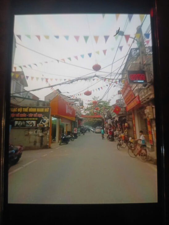 GIA ĐÌNH TÔI CÀN BÁN GẤP NHÀ 3 TẦNG VỊ TRÍ ĐẸP GẦN CHỢ ĐẦU MỐI HOA QUẢ