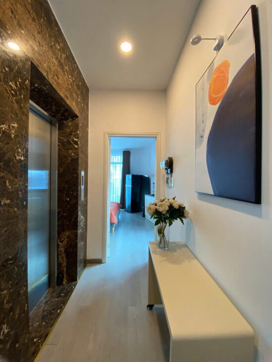 Bán CHDV 7 lầu mặt tiền Bạch Đằng ngang 6m DTS 434m2 14PN TN 100tr ngay sân bay 37.8 tỷ