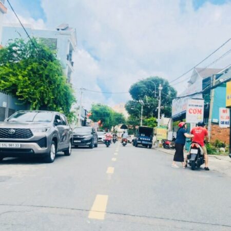 Bán nhà mặt tiền làng đại học Bình Thọ – gần đh sư phạm kỹ thuật – 130m² nhỉnh 15 tỷ.
