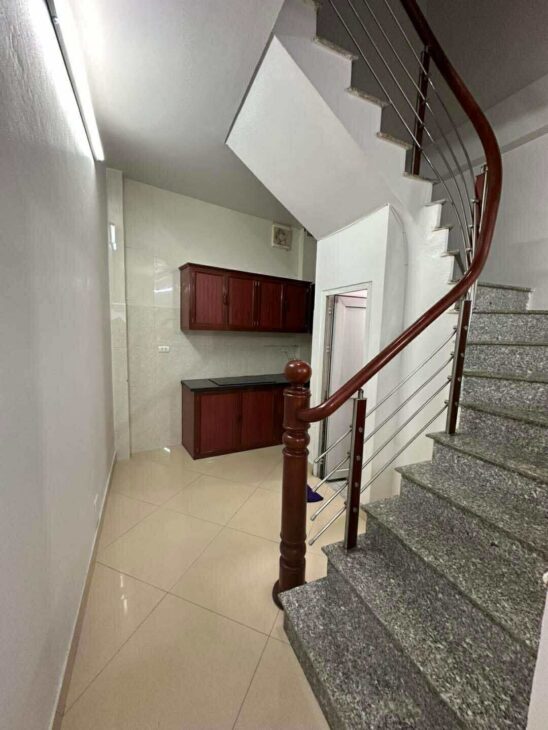 Kim Ngưu, Nhà Lô Góc, 20m Ra Mặt Phố, Dân Xây, Ngõ Thông, Chỉ Hơn 6 Tỷ