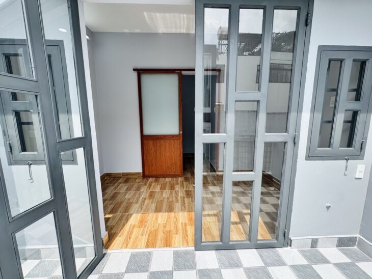 VIP QUẬN 10 – ĐỒNG NAI – SÁT MẶT TIỀN – 4 TẦNG BTCT – HẺM XH VF3 – NHỈNH 6 TỶ.