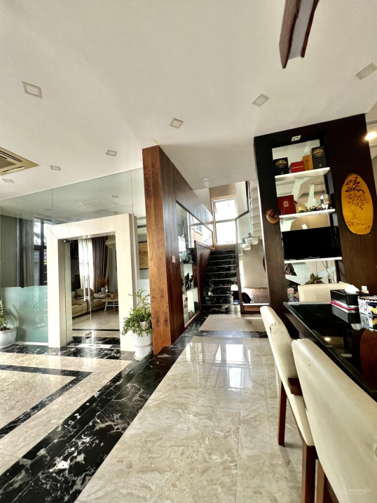 Biệt Thự Châu Âu 600m² Đường Thạnh Xuân, Phường Thạnh Xuân, Quận 12 Chỉ 36.88 Tỷ