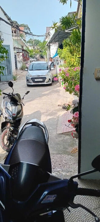 BÁN NHÀ VỪA Ở VỪA CHO THUÊ 5 tỷ xx, 68m2, 5PN, 6WC tại Lã Xuân Oai, Tăng Nhơn Phú A, Thủ Đức