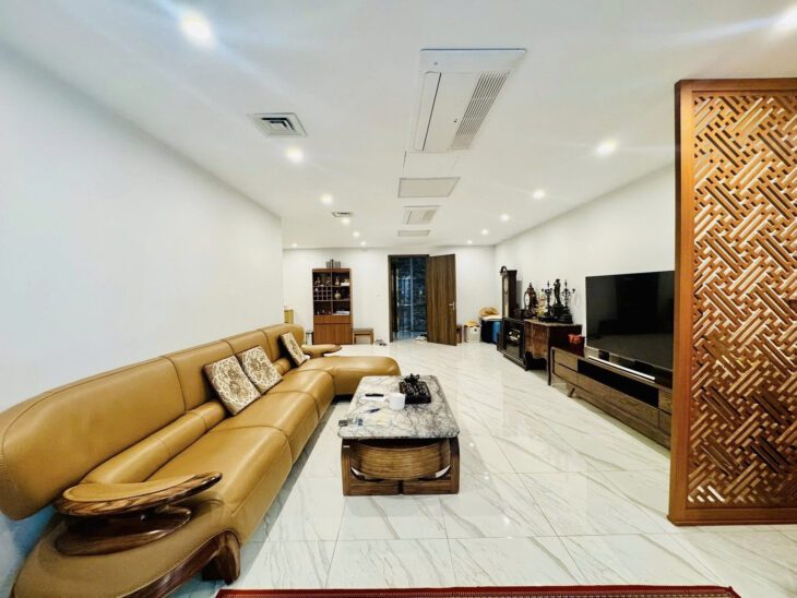 BÁN TÒA NHÀ VP LẠC LONG QUÂN, TÂY HỒ – 288M² x 8T CÓ HẦM – MT 16M – DÒNG TIỀN 300TR/TH