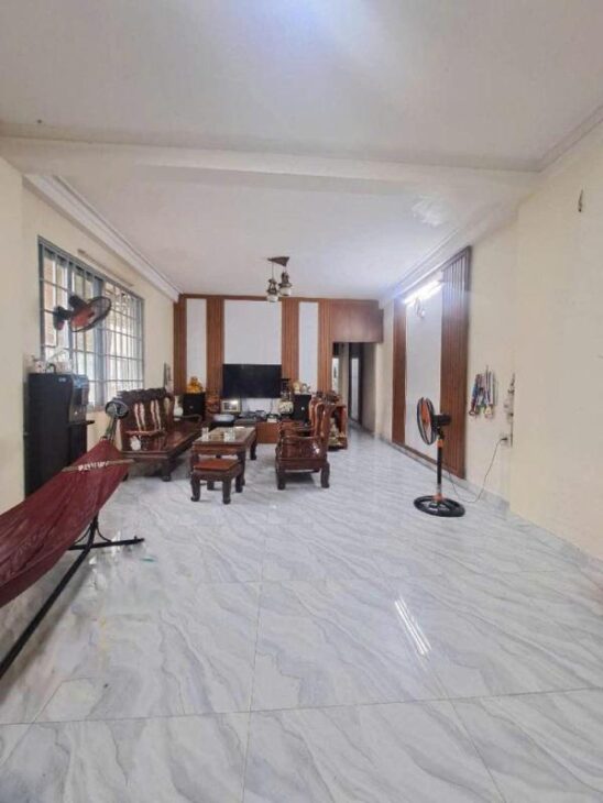 Nhà 2 tầng + 9 P.trọ 330m2, Vuông – Vườn Lài Q12