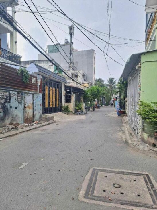 Nhà 2 tầng + 9 P.trọ 330m2, Vuông – Vườn Lài Q12