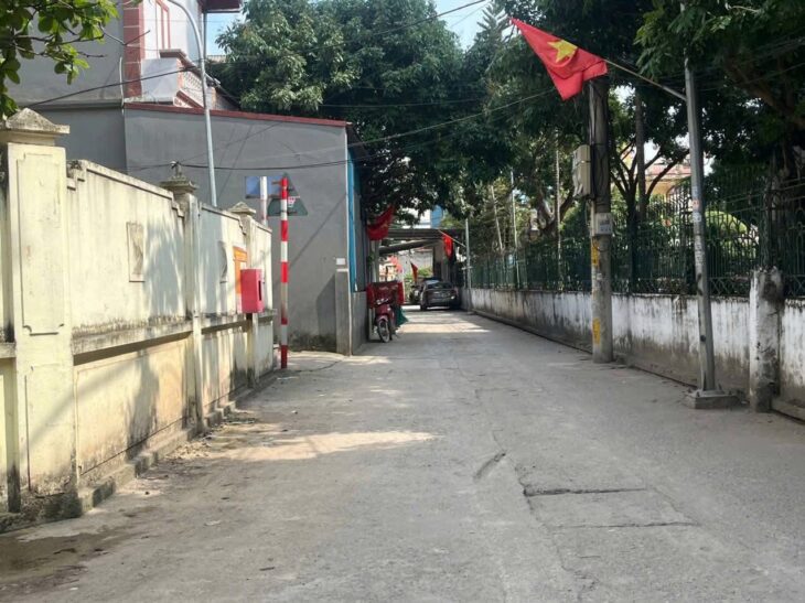 TẠI ĐỘI 2 QUYẾT TIẾN.ANH CHỊ EM NÀO CẦN ALO EM AH.
