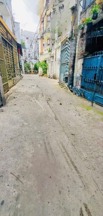 CÁCH HẺM Ô TÔ 1 CĂN – LẠC LONG QUÂN P8 – 2 TẦNG MỚI ĐẸP – CHỈ 4.2 TỶ.