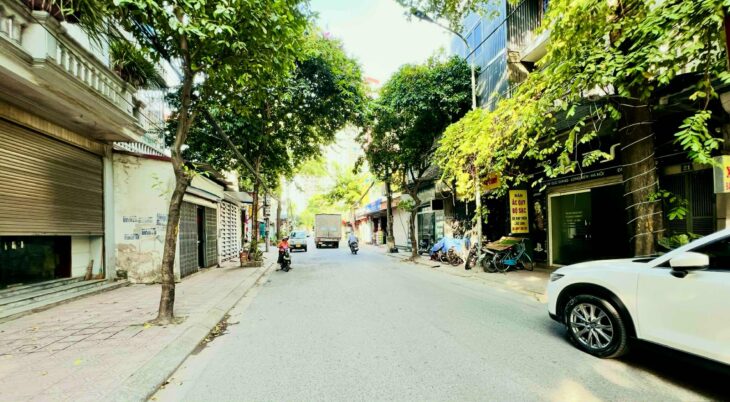bán nhà Đức Giang, 80m, vỉa hè, 2 mặt ôtô tránh, cách cầu Đông Trù 300m