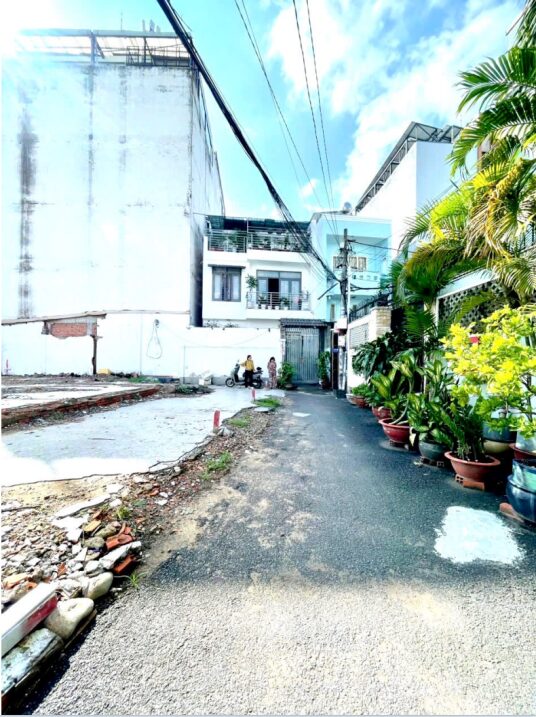 12.8 tỷ – bán nhà cũ rộng Lê Quang Định, P24, Bình Thạnh 140m², thuận tiện xây toà nhà CHDV