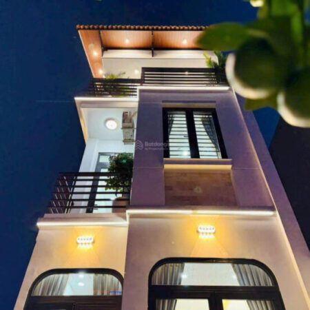 Nhà 2 mặt tiền xe tải Bùi quang Là phường 12 có 6PN 3 lầu hướng Tây Bắc 64m2, thiết kế hiện đại,