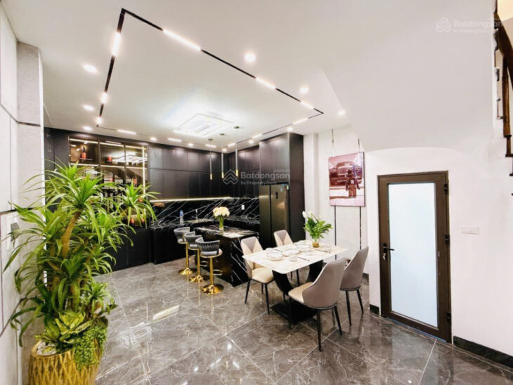 Bán nhà Đại Kim dt 45m2 x 4T,nhà cực thoáng, ngõ nông, đẹp, ở luôn, giá 7.2 tỷ, ngõ oto