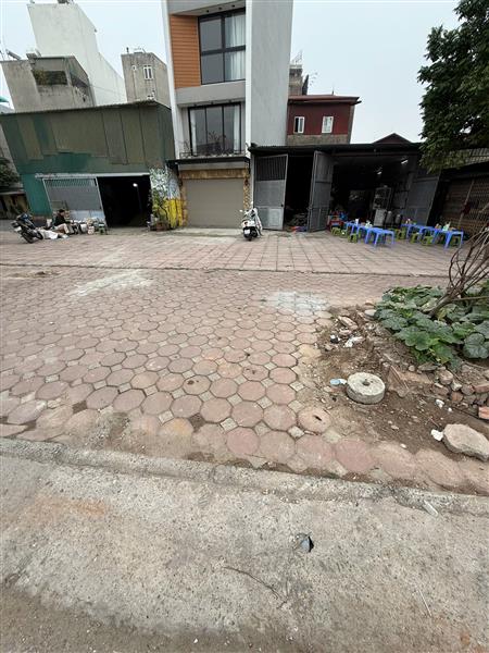 NGUYỄN VĂN CỪ,LONG BIÊN 11.5 tỷ 50m MẶT TIỀN 5m NGÕ Ô TÔ,NHÀ C4 CŨ