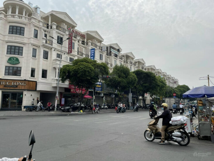 Bán nhà MT Phan Văn Trị CityLand Park Hills, 5x20m, có thang máy, HĐ thuê 65tr/th, giá 29 tỷ
