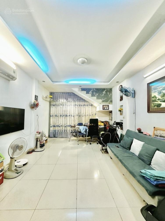 Bán Nhà 1 căn ra MT Nguyên Hồng- Bình Thạnh 2 Tầng – 64m2 – ngang 4m – chỉ 6.x tỷ