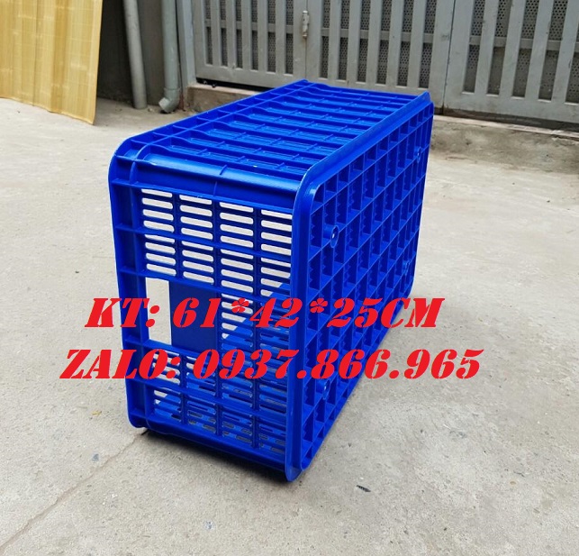 Bán buôn sóng nhựa hở, bán sọt nhựa nguyên sinh , sọt đựng rau củ trong khu siêu thị