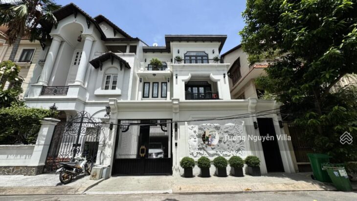 Bán villa đẹp 216/3/19 Nguyễn Văn Hưởng, Phường Thảo Điền, Quận 2 10x20m2