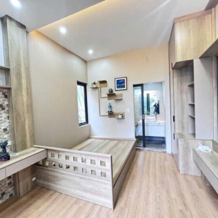 Bán nhà đẹp Nguyễn Văn Cừ-55m- 5 tầng – mặt tiền rộng- oto- tiện ích ngập trân nhỉnh 11 tỷ ( Thương